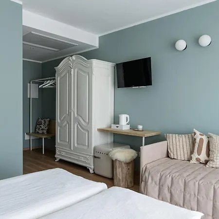 Alta Hotel